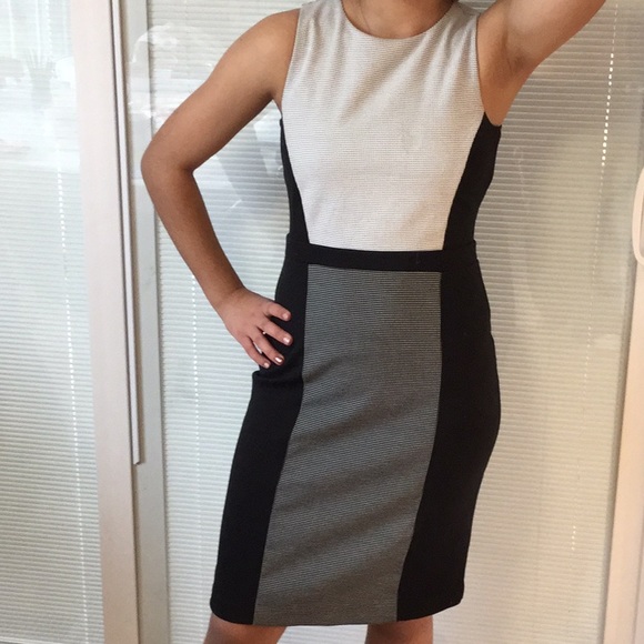 Ann Taylor Office Ready Dress 0P - Picture 2 of 5